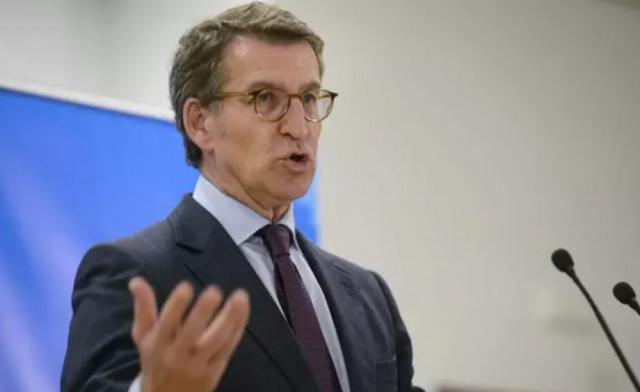 Feijóo culpa el Govern de trencar el pacte constitucional i riure's de la legislació