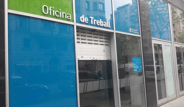 L'atur va pujar al setembre, però segueix per sota dels 3 milions de persones