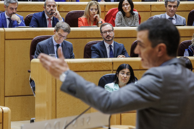Sánchez defensa la gestió del Govern central davant d'un Feijóo que l'acusa d'