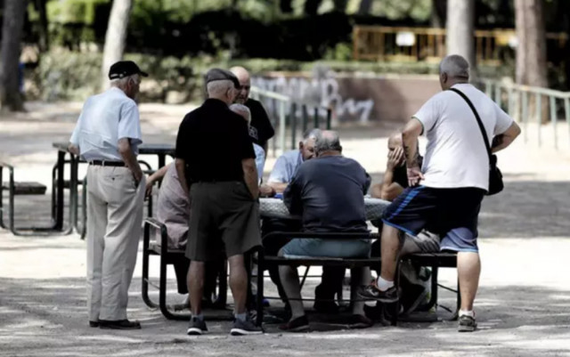 David contra Goliat: els pensionistes s'enfronten a Hisenda