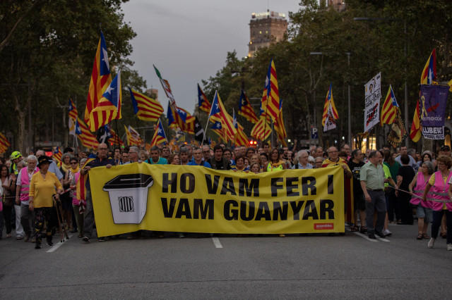 ECatalunyapress participantes manifestacion anc cartel lema ho vam fer vam guanyar