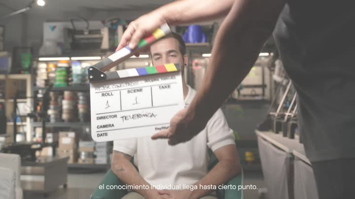 Help Guillermo LARGO Subtitulado ONLINE