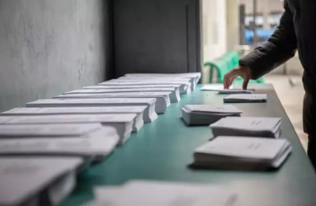 Barcelona reforça la comunicació amb les persones estrangeres perquè puguin votar