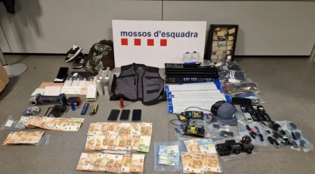 Desarticulat un grup criminal especialitzat en robar càrregues de camions a carreteres catalanes
