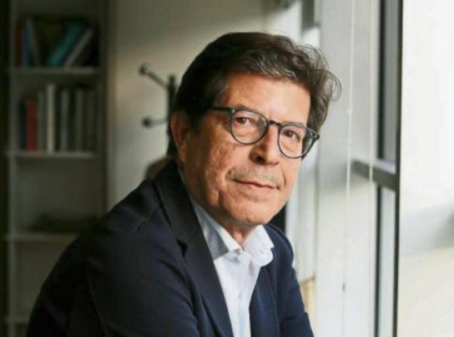 El somriure d'un cronista satíric