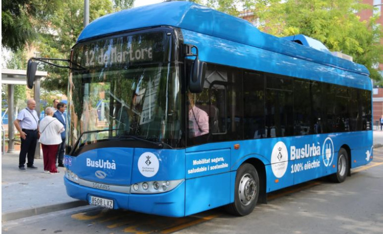 14 municipis catalans continuen permetent els patinents elèctrics al seu bus urbà