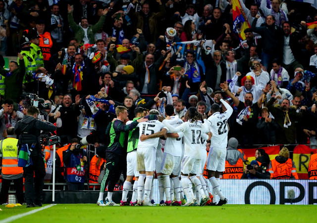 El Reial Madrid viu una altra nit històrica a Europa davant del Liverpool i té peu i mig a quarts (2-5)