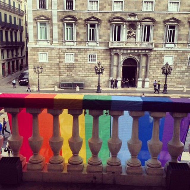 Barcelona s'adhereix a la xarxa mundial Rainbow Cities per intercanviar polítiques LGTBI