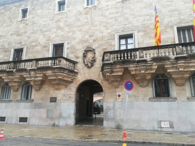Un home abusa de la filla de la seva parella, menor d'edat, durant 9 anys
