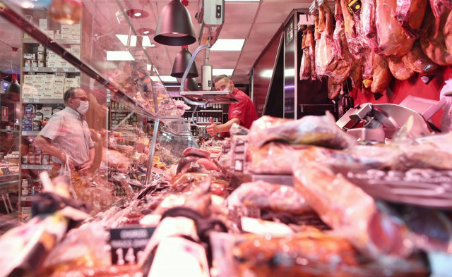 L'IPC puja al 6% al febrer, però els aliments augmenten gairebé un 17% el preu