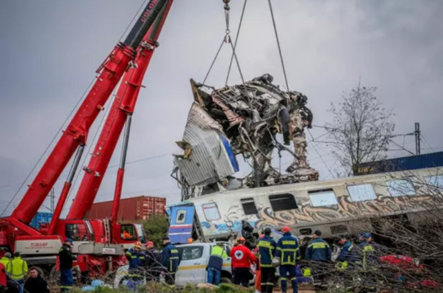 Augmenten 46 els morts per l'accident de trens a Grècia