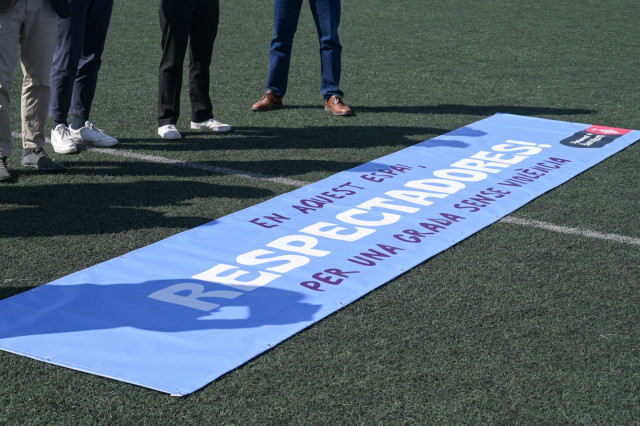 'Per una grada sense violència': la campanya contra la violència LGTBI-fòbica i racista a l'esport