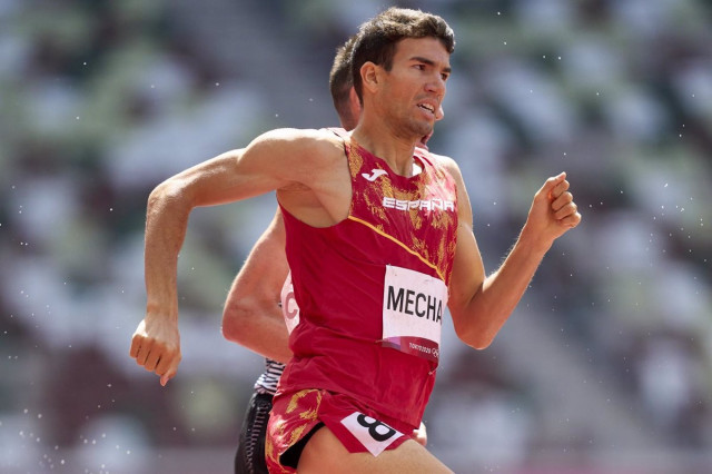 Històric Adel Mechaal: plata als 3.000 a l'Europeu de pista coberta