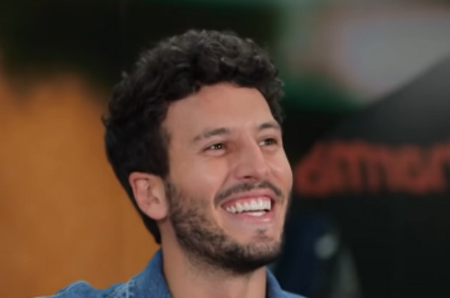 La floreta de Sebastián Yatra a Aitana