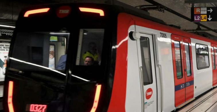 TMB posa en servei el primer tren de la sèrie 7000, més accessible i sostenible, a l'L3 del metro