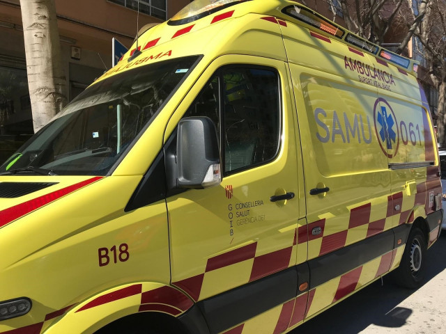 Un home i el seu fill de 3 anys, en estat crític després de bolcar el vehicle a Eivissa