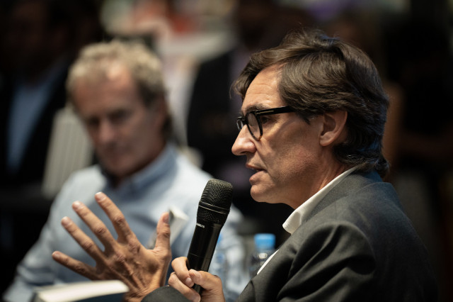 Illa recorda Pedro Solbes com 
