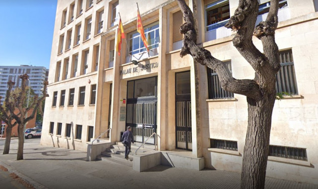 Rebaixen set anys les penes a dos condemnats per agressió sexual a Tarragona per la llei del 'només sí que és sí'