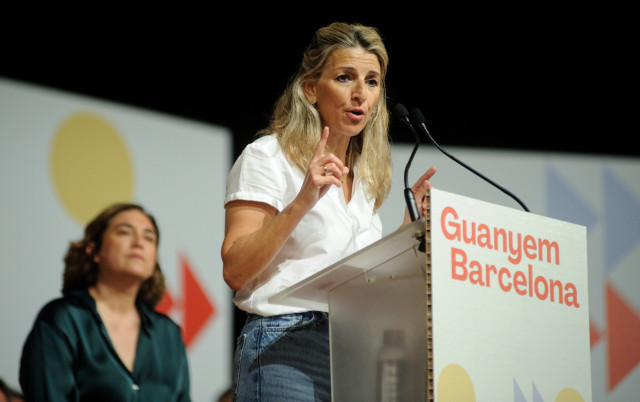 Yolanda Díaz defensa Colau i titlla Feijóo i Trias d'austers: 
