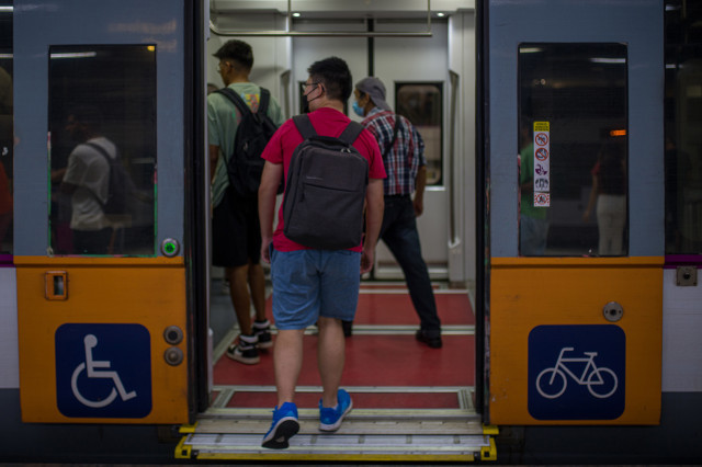 Renfe reforçarà aquest dijous el servei de busos llançadores per la incidència de Gavà