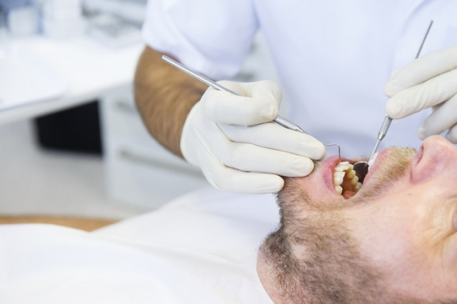 La mala salut dental pot augmentar el risc de patir un ictus o Alzheimer