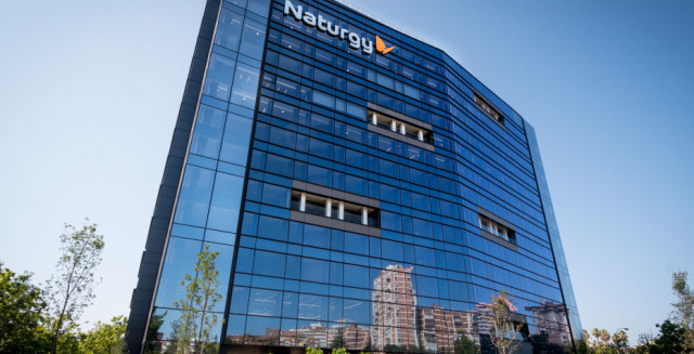 Naturgy incorpora prop de 900 MW a la cartera renovable amb la compra dels actius d'Ardian a Espanya