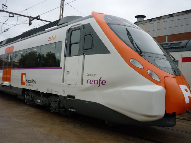 Rodalies recupera la normalitat en dies laborals després de resoldre l'avaria a Gavà
