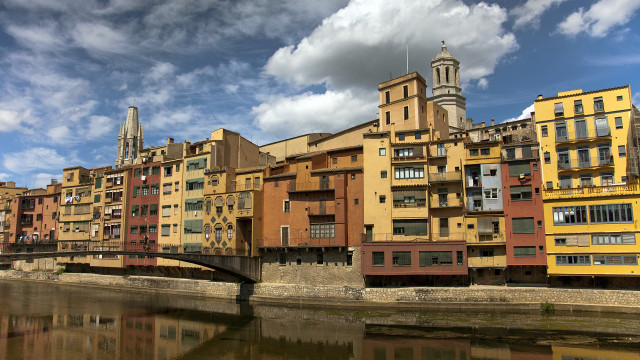 Catalunyapressgironaholoc 1 1