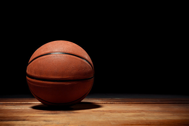 Baloncestopisomaderadura