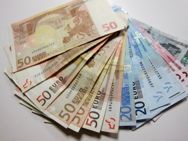 Dinero 1