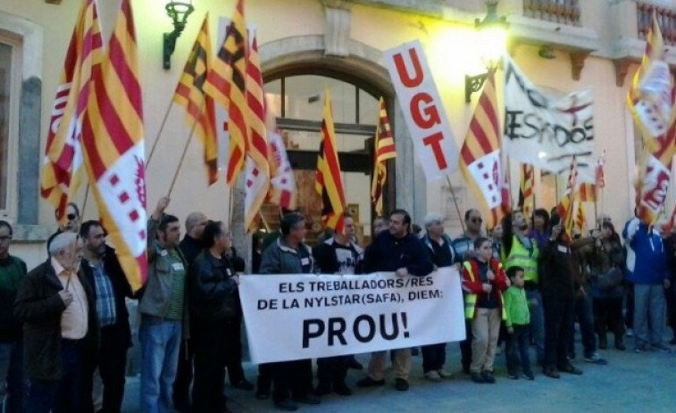 UGT exigeix ​​un pla industrial i la mediació de la Generalitat en l'ERO de Nylstar