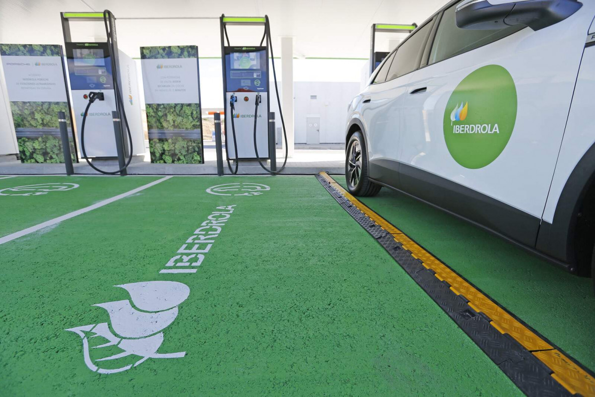 Puntos de recarga iberdrola 3 1600 1067