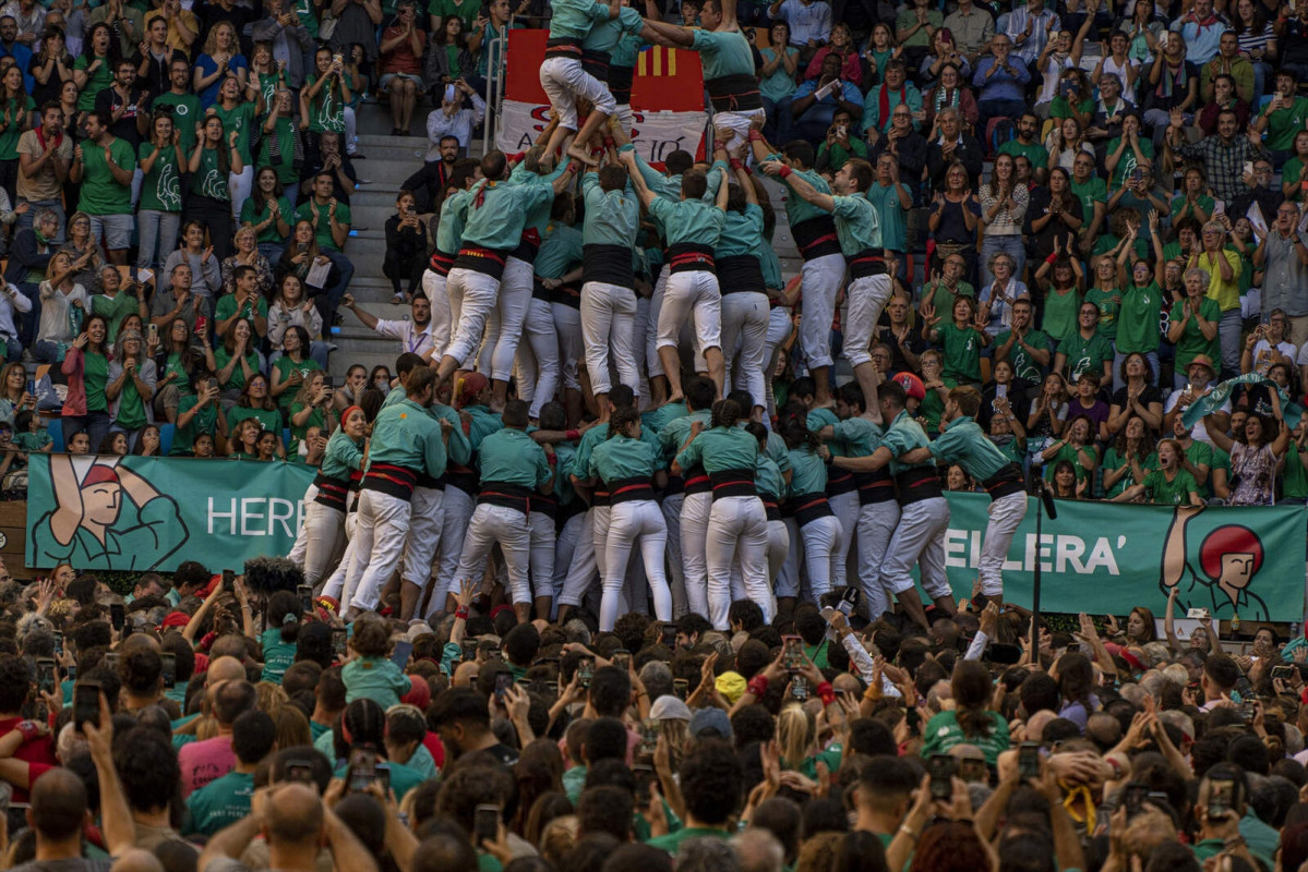 Europapress 4719914 02 october 2022 spain tarragona castellers climb onto each other to form 1600 1067