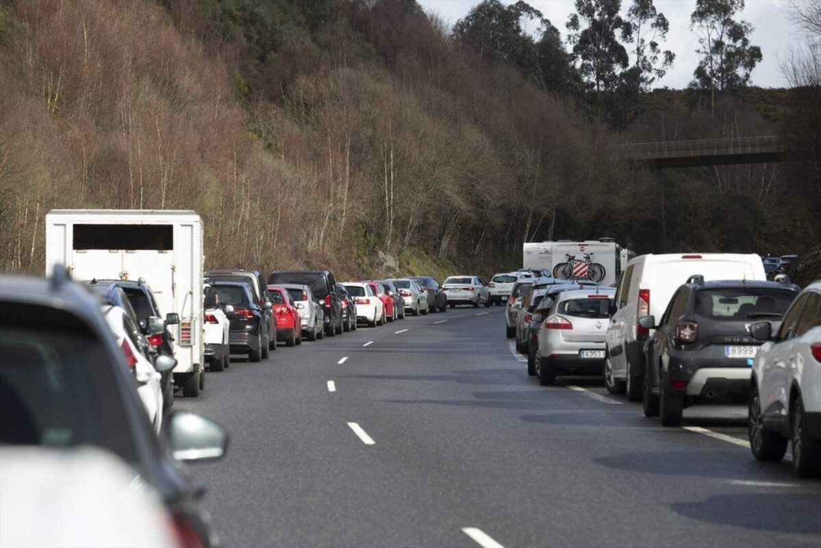 Europapress 5751004 varios coches detenidos causa accidente a 52 10 febrero 2024 caniza 1600 1067