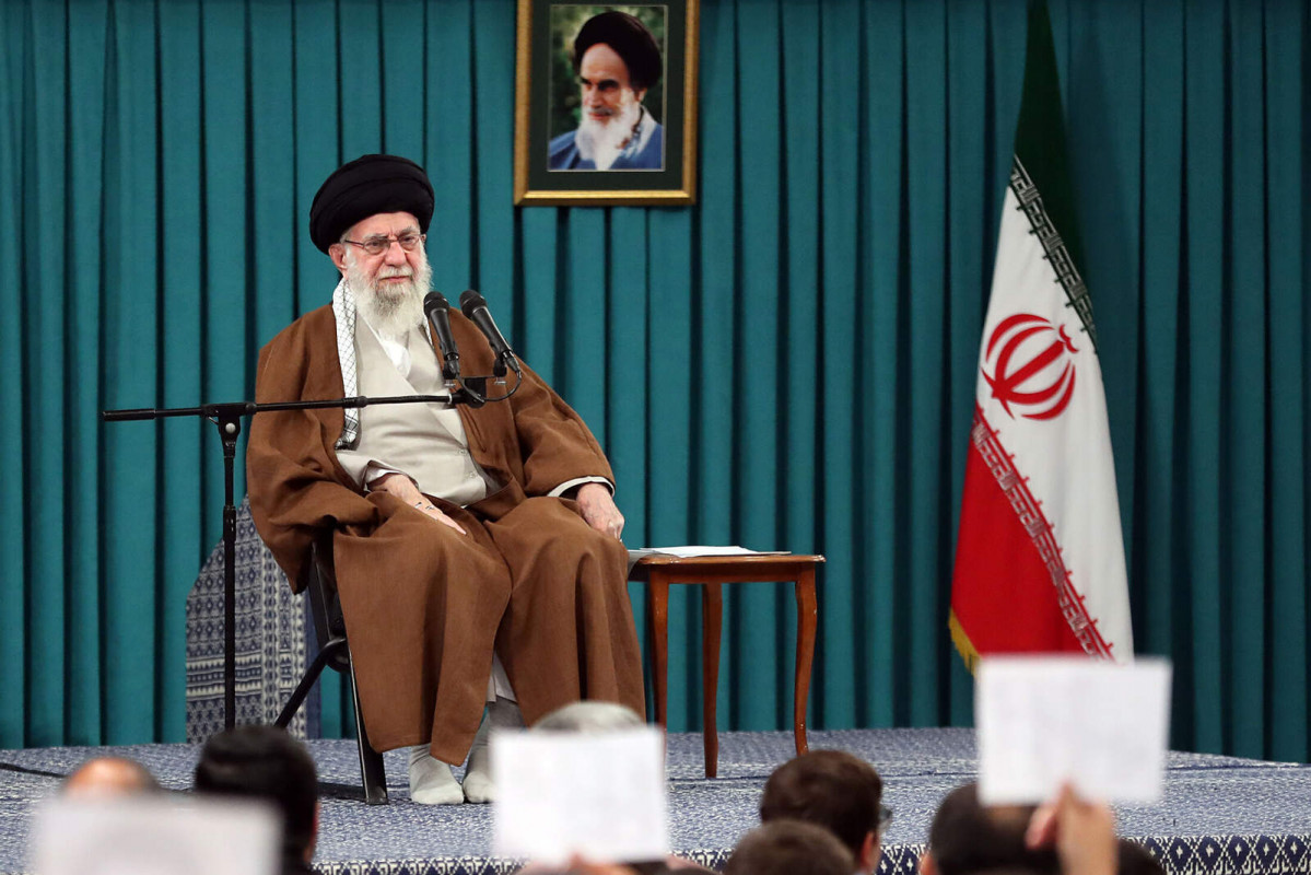 Europapress 5972862 lider supremo iran ayatola ali jamenei reunion familiares miembros guardia 1600 1067