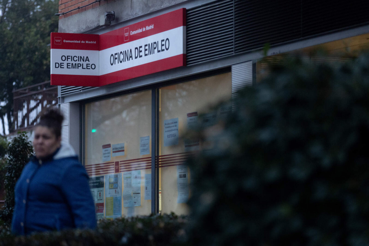 Europapress 5664686 cartel oficina sepe mostoles enero 2024 mostoles madrid espana paro 1600 1067