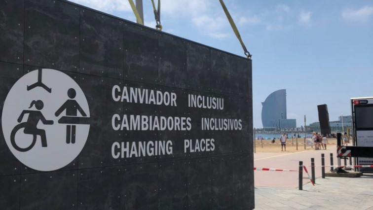 La Sindicatura de Greuges de Barcelona alerta sobre la manca de canviadors inclusius