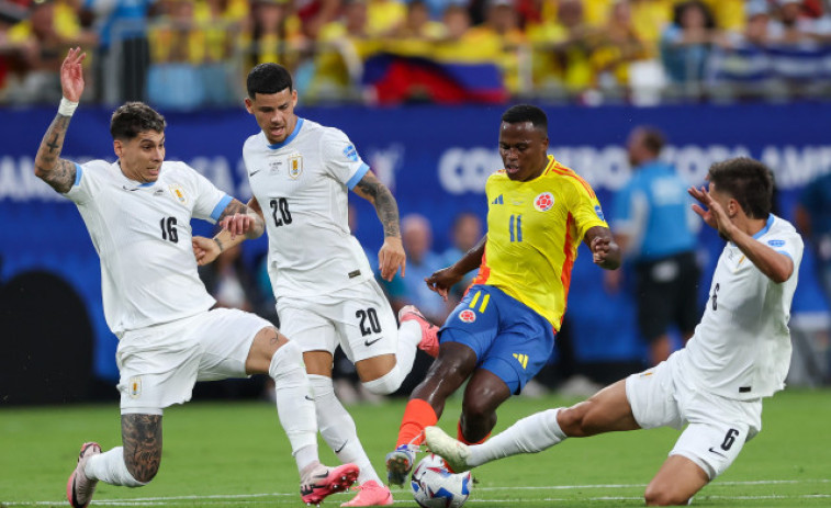 VÍDEO | El Colòmbia-Uruguay acaba amb 'tangana' final: diversos jugadors es van encarar amb els aficionats