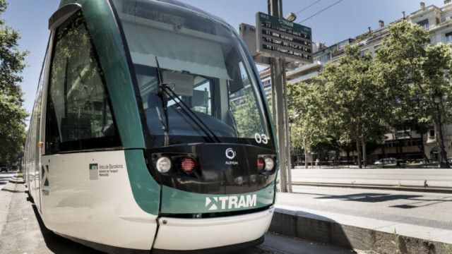 Pas clau en la unió del Tram per la Diagonal: comencen les proves