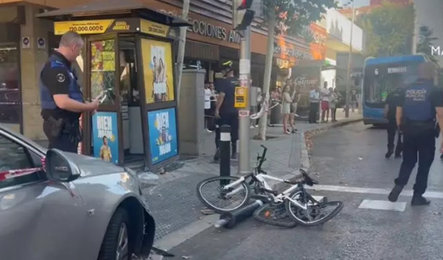 Atropellament multitudinari a Madrid: perd el control del cotxe i atropella 5 persones