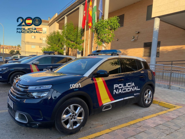 Mor ofegat un nen de dos anys en una piscina de Sevilla