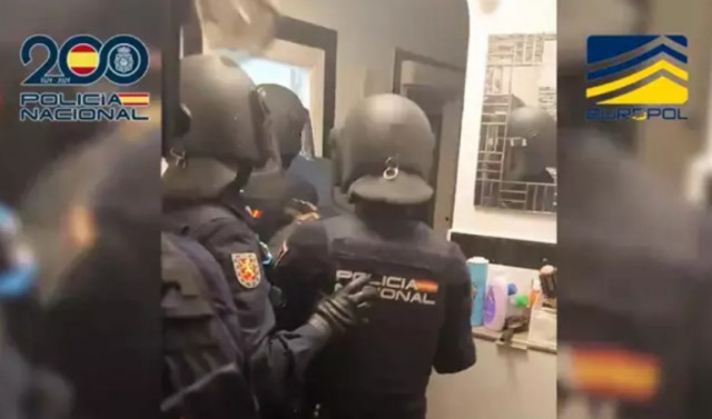 Desmantellada una xarxa criminal que traficava amb migrants indis i bolivians