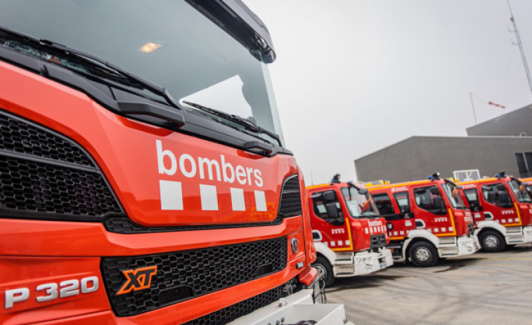 Un camió de Bombers bolca a la carretera mentre anava a apagar un incendi a Arbúcies