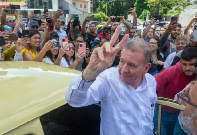 Edmundo González prendrà possessió al gener a Caracas i rebutja fer-ho a l'exili: 