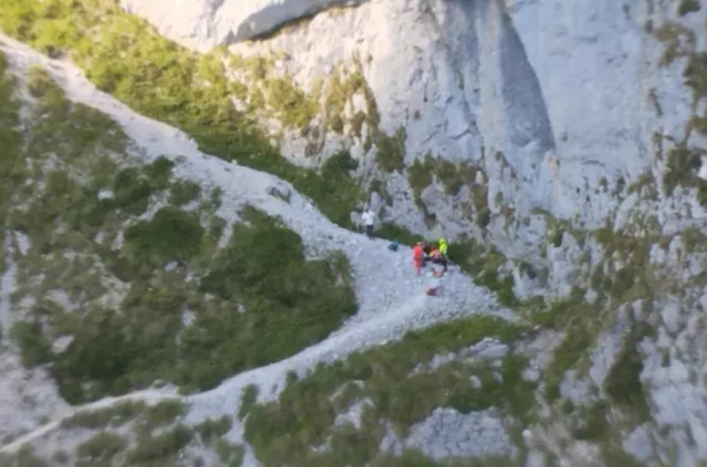 Rescaten un muntanyenc amb símptomes d'intoxicació alimentària als Pics d'Europa