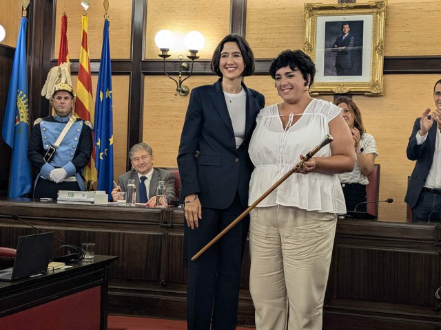 Es fa oficial el relleu a Santa Coloma de Gramenet: Mireia González ja és alcaldessa