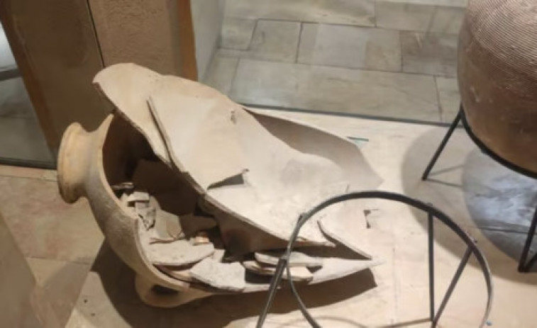 Un nen trenca accidentalment un gerro de 3.500 anys d'antiguitat a un museu