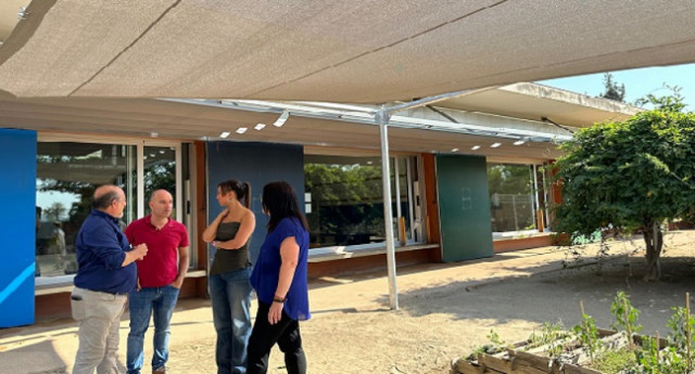 Sabadell instal·larà tendals i umbracles a les escoles de la ciutat