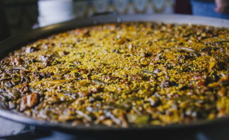 L'Associació In via organitza una paella solidària per donar suport a les dones maltractades