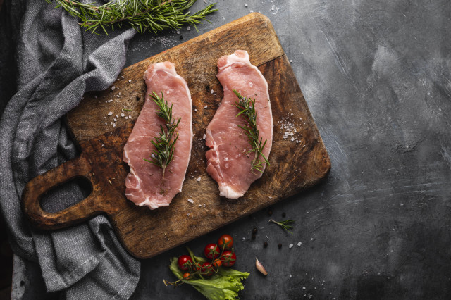Per què la carn de porc ha d'estar sempre ben cuinada?